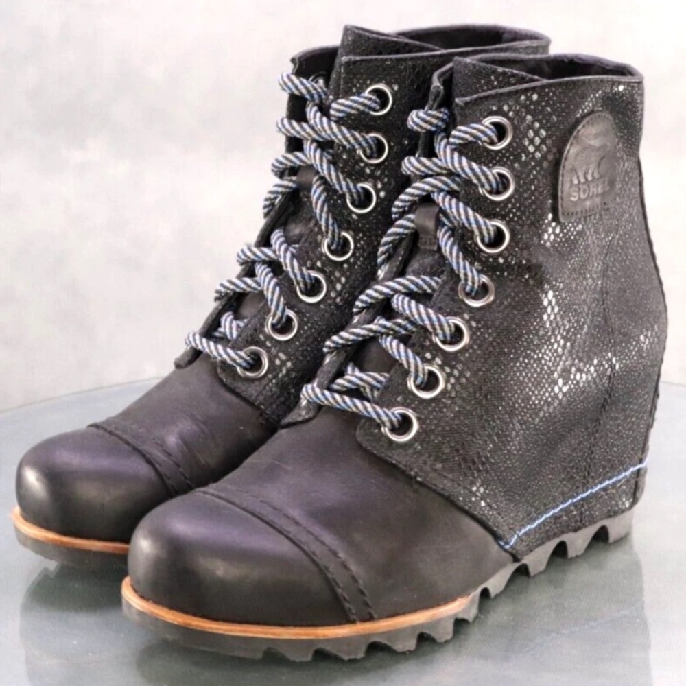 Sorel 1964 Premium Wedge Black Noir Snake Print Boot Size 5